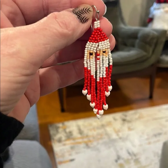 Red and White Beaded Santa Earrings - Picture 2 of 3